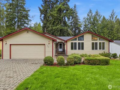 325 Rollingwood Drive