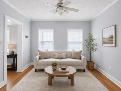 7 Central St