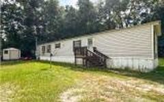Property at 1745 SW Newark Dr, Fort White, FL