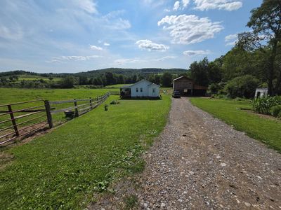 853 Academy Rd