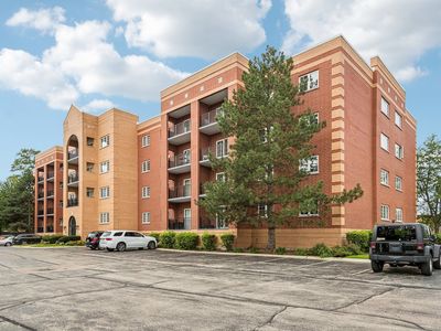 55 S Hale St Unit 108
