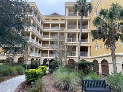 1 Fuskie Ln #2203