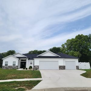 803 S Willow Cv