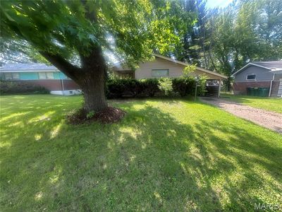 Property at 9919 Lanier Dr, Saint Louis, MO