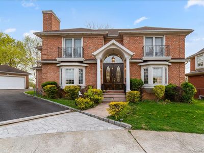 8 Wesey Court
