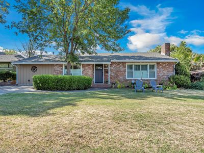 216 Treasure Dr