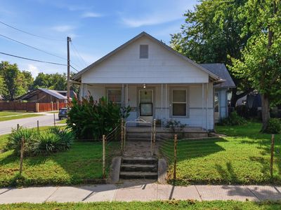 801 S Saint Louis Ave