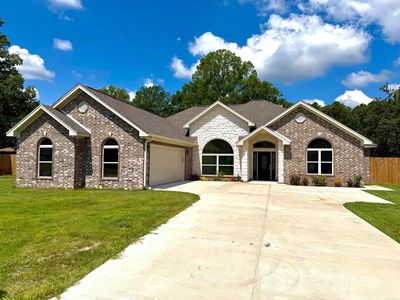 200 Shamsie Ln