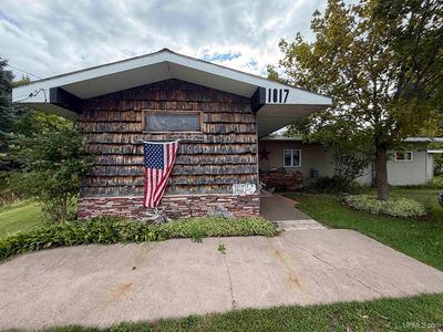 1017 Us Highway 41 Hwy S