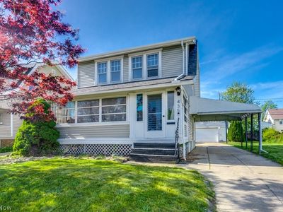 435 Selden Ave