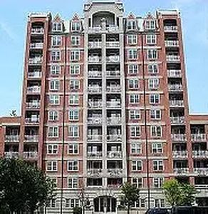 55 Oceana Dr E #PH3C