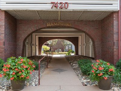 7420 Edinborough Way APT 6105
