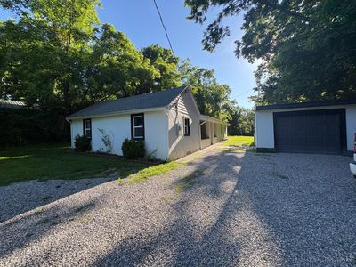 5957 Price Rd