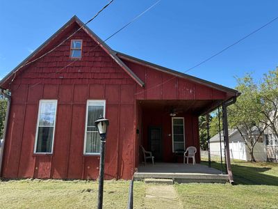 114 N Main St