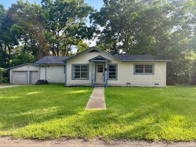 1122 N 9th Ave