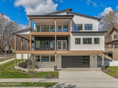 422 S 3rd Ave