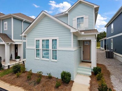 152 Honeysuckle Way