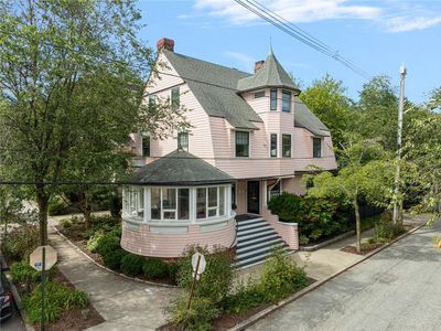 140 Brown St