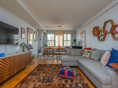 305 E 24th St APT 19-D