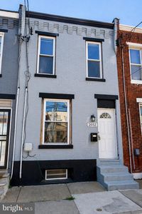 2032 Newcomb St