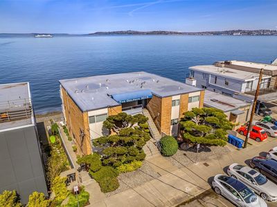 3015 Alki Avenue SW