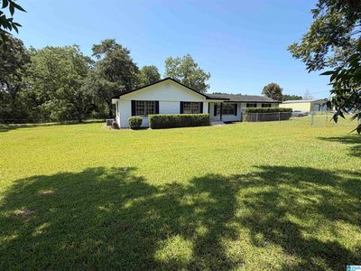 49 Marine Ln