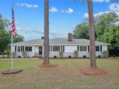 220 E David Parnell St