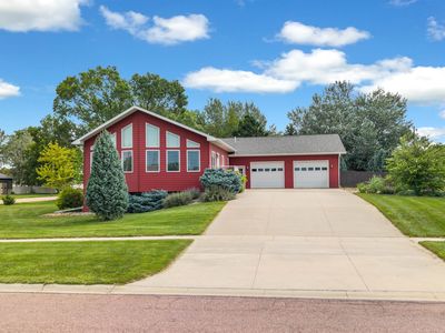 311 Spillway Dr