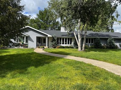 Property at 4 Golf Dr, Olivia, MN