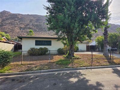5901 Paramount Dr