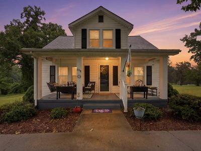 208 Prospect Rd