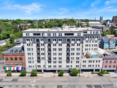 461 Bank Street #706