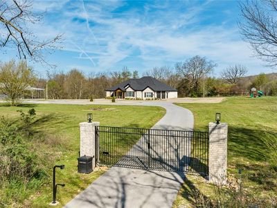 478 E Bowen Blvd