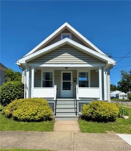 1200 Downer Ave