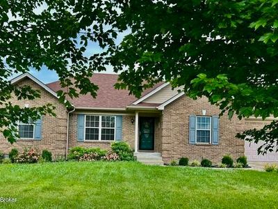 108 Maggie Ln