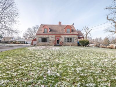 1761 N Ellsworth Ave