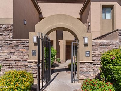 7027 N SCOTTSDALE Road #214