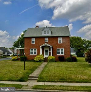 1401 N Market St