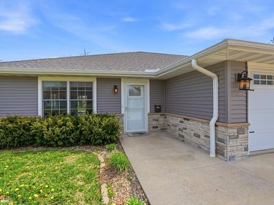 614 N Lincoln St #102
