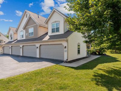 8521 South Stratford ROAD #20