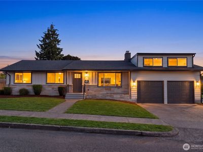 1712 S 76th Street