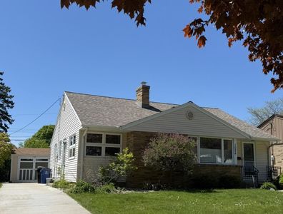 1024 Illinois STREET
