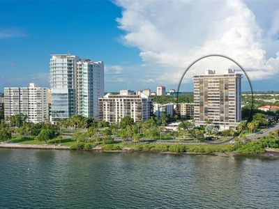 770 S Palm Ave APT 704