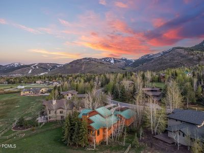 2586 Aspen Springs Dr