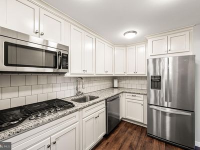 801 Yale Ave APT 1121