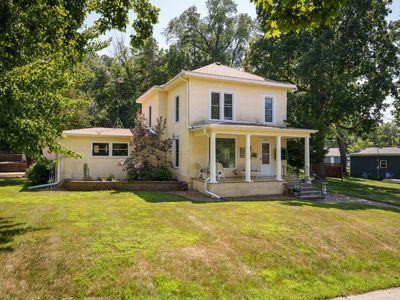 201 W Colvill St