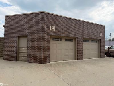 27 S Main St #B