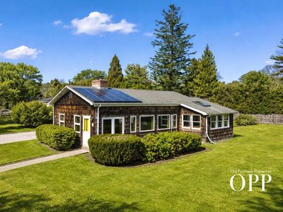 7 Broadview Ave
