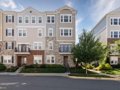 Property at 24584 Rosebay Ter, Aldie, VA