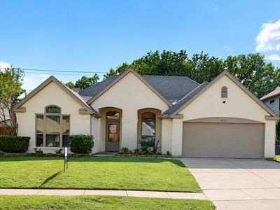 4527 Wescott Dr